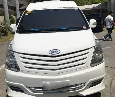 Hyundai STAREX (WHITE) for sale