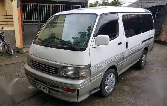 2006 Toyota Hiace Grandia AT White For Sale