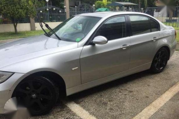 car BMW 320D