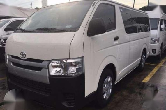 New 2017 Toyota HiAce Commuter MT White 