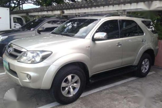 2008 Toyota Fortuner G 4x2 AT Silver For Sale