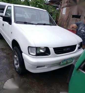 1998 Isuzu Fuego Pickup MT White For Sale