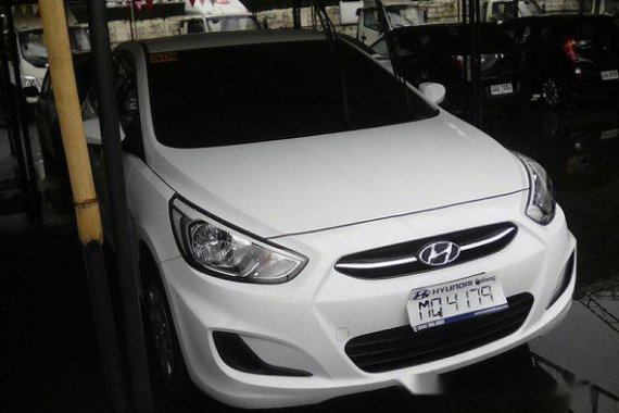 Hyundai Accent 2016 sedan white for sale 