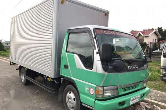 Isuzu ELF NPR 14Ft aluminun van Fuso Canter counterpart