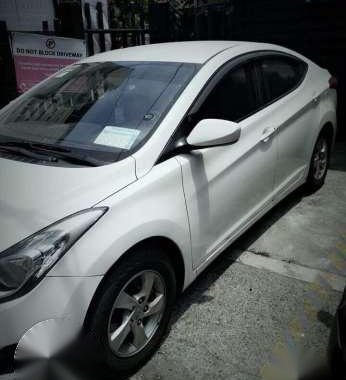 Hyundai Elantra 2012