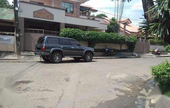 Toyota Land Cruiser 1992 Wagon MT Blue 