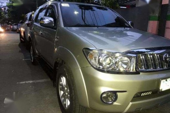 Toyota Fortuner G 2012 AT Silver For Sale