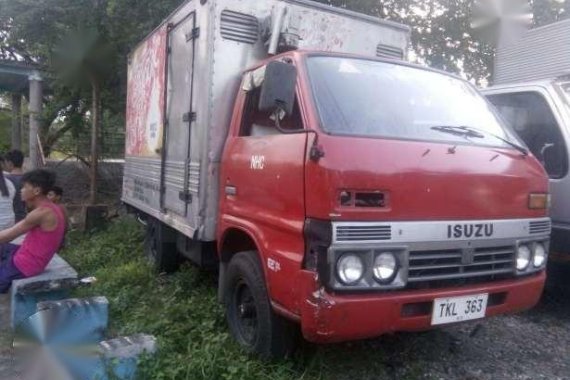 Isuzu Elf NKR 10ft Alum MT Truck For Sale