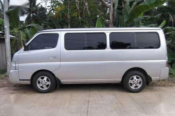 Nissan Urvan Estate 2006 3.0Di MT Silver 