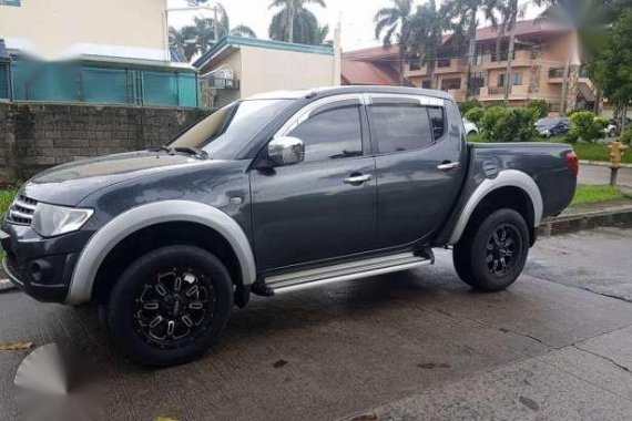 2013 Mitsubishi Strada GLX V 2.5 4x2 AT Gray 
