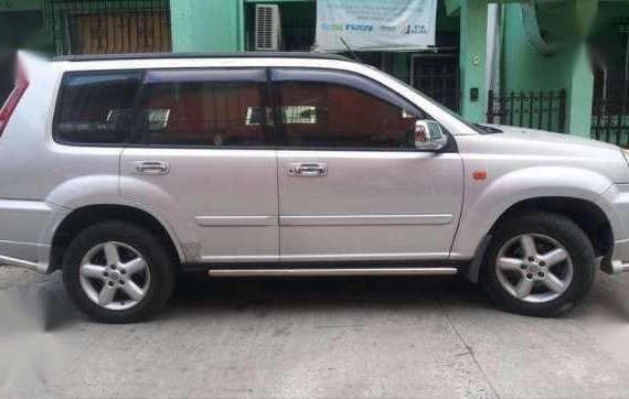 Nissan X-trail 2013 AT Silver SUV For Sale