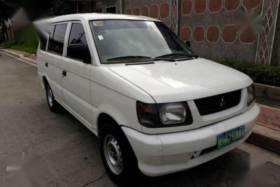 Mitsubishi Adventure GX 2006 MT White 