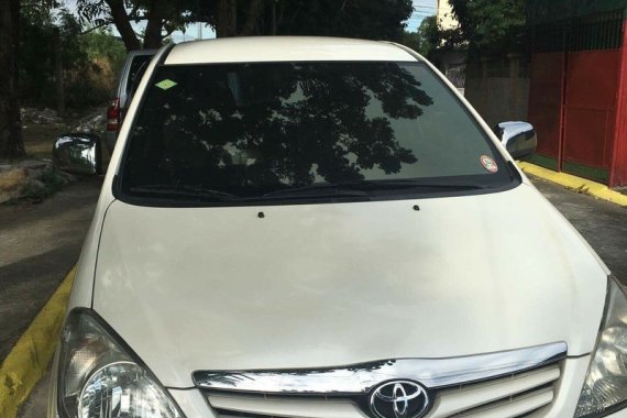 For salel: Toyota Model:Innova G Year 2012