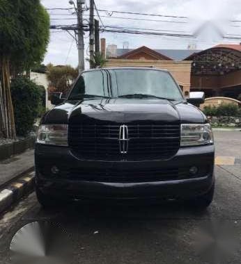 Lincoln Navigator not Expedition suburban tahoe