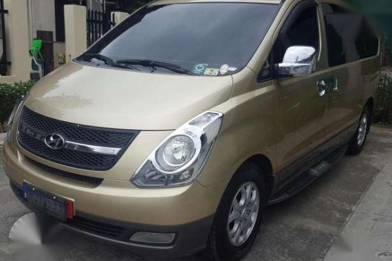 Hyundai Grand Starex 2010 - Limited Edition GOLD