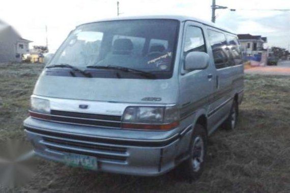 1990 hiace custom van diesel