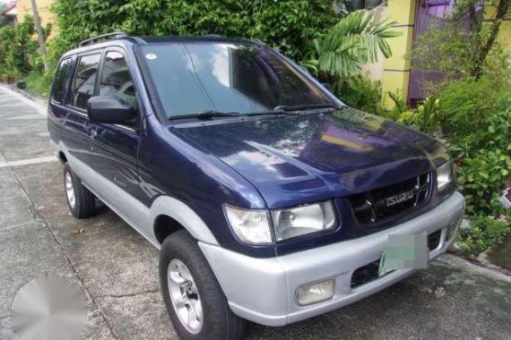 Isuzu Crosswind 2002 XTO AT Blue For Sale