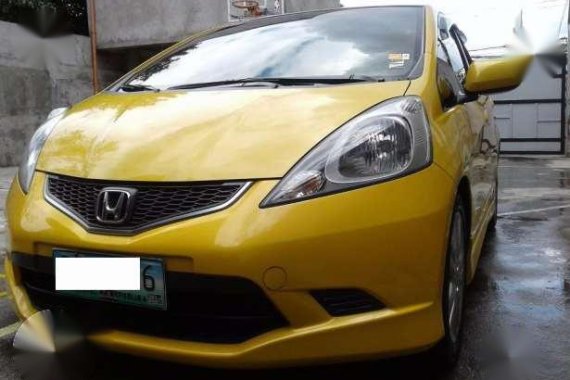 Honda Jazz 2009 1.5 A/T Yellow For Sale