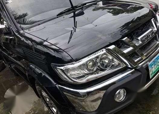 2010 Isuzu Sportivo MT