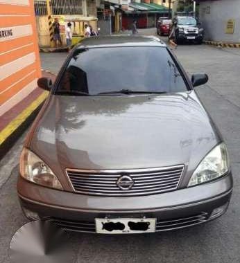 Nissan sentra GX 2005
