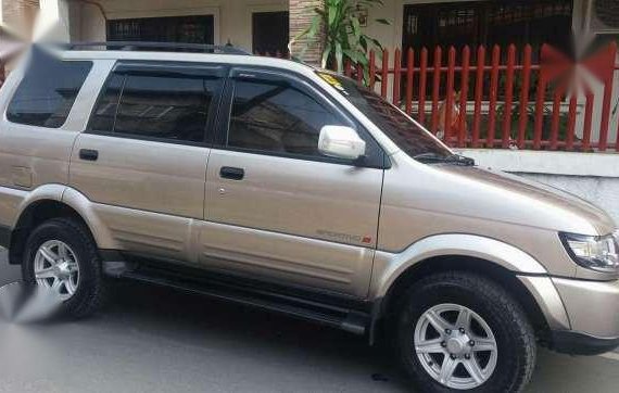 2016 Isuzu Crosswind Sportivo X