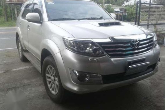Toyota Fortuner G 2013 model AT Diesel Rush Sale 898k Batangas area.