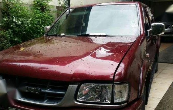 2003 Isuzu Fuego 2.8 Turbo MT Red For Sale