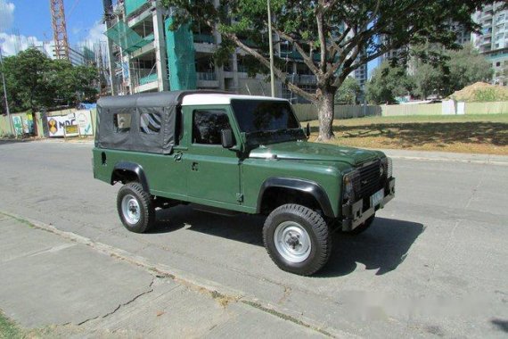 Land Rover Defender 2010