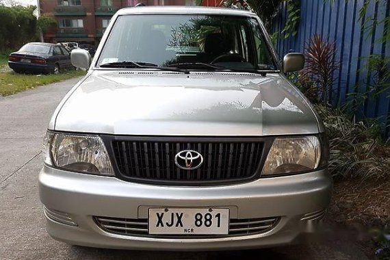 Toyota Revo 2003 sillver for sale 