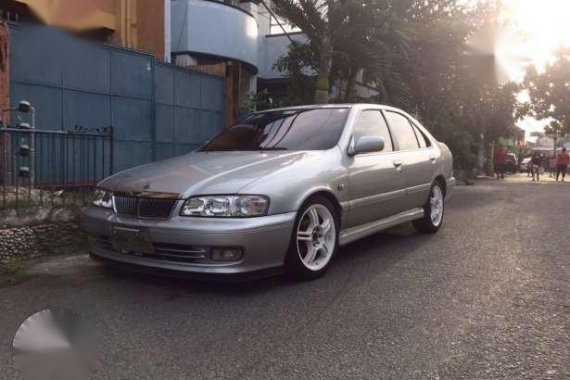 Nissan Sentra exalta 00 STA 140k neg
