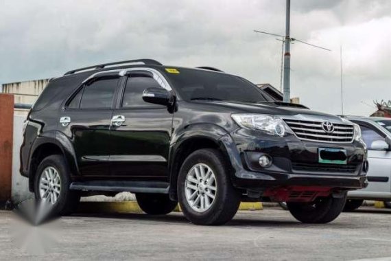 Toyota Fortuner G 2014 MT Black For Sale