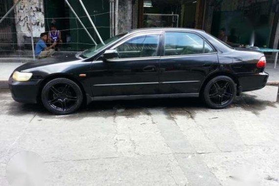 Honda Accord Vtec 1999 AT Black For Sale