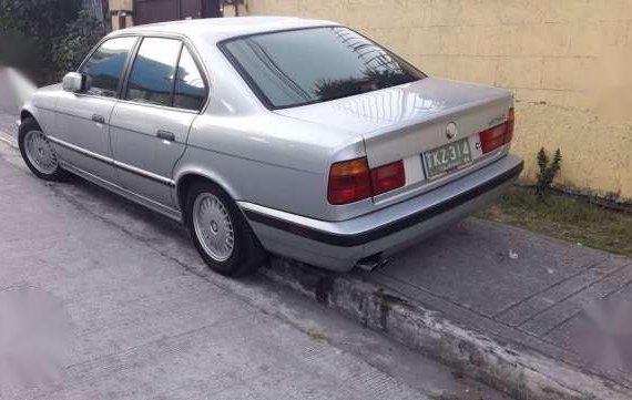 BMW 1992 525i