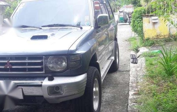 Mitsubishi Pajero 1999 4x4 MT Blue For Sale