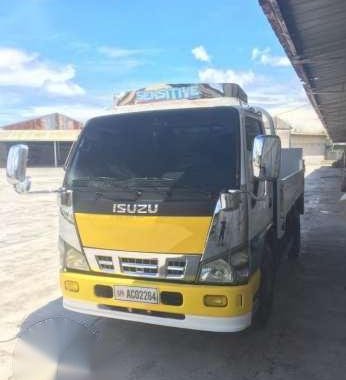 Isuzu Elf 12ft 4HL1 MT White Truck For Sale