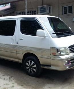 Toyota Hiace Super Grandia 2001 3.0 MT White 