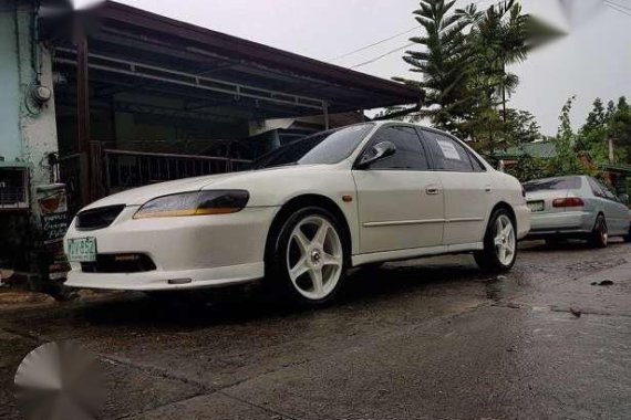 Honda Accord 1998 Gen 6 AT White For Sale