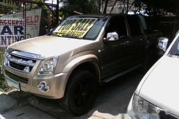 Isuzu D-Max 2010 truck beige for sale 