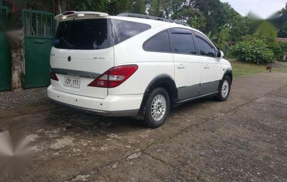 Ssangyong Stavic 2007 AT White For Sale