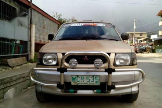 Mitsubishi Adventure 1998 MT Golden For Sale