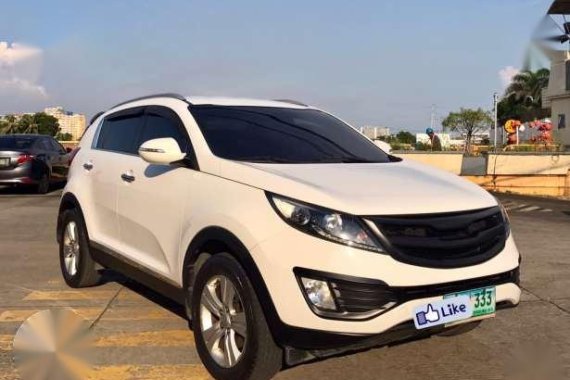 Kia Sportage 2012 2.0 AT White For Sale