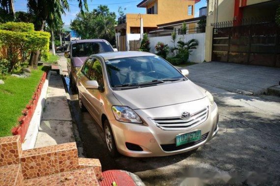 Toyota Vios 2011 sedan gold for sale 