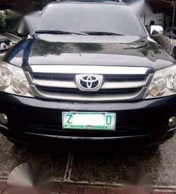 Toyota Fortuner 2006 AT Black SUV For Sale