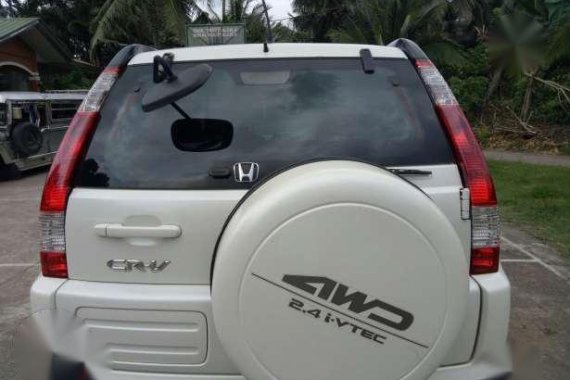 Honda CRV Pearlwhite 2005 AT SUV For Sale