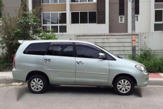 Toyota Innova G AT 2006