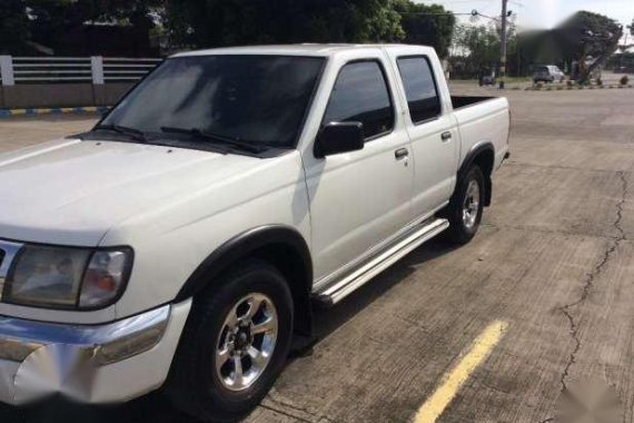 Nissan Frontier 01 for sale