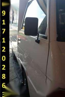 mitsubishi L300 fb exceed dual aircon 2011