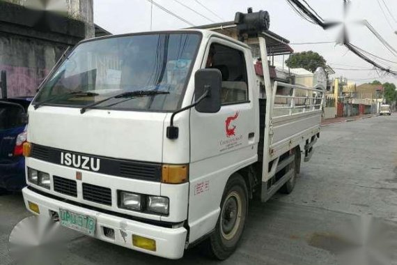 Fresh Isuzu Elf 12ft MT White Truck For Sale