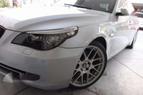 (Re-price) BMW E60 525i LCI Prestine Condition