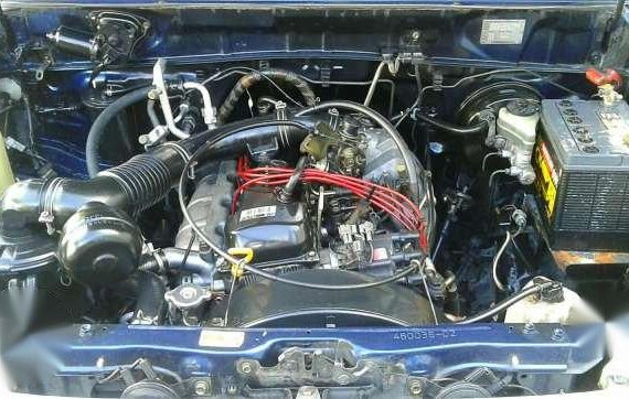 2001 Revo SR Sport Runner 2.0 EFi Gas Manual